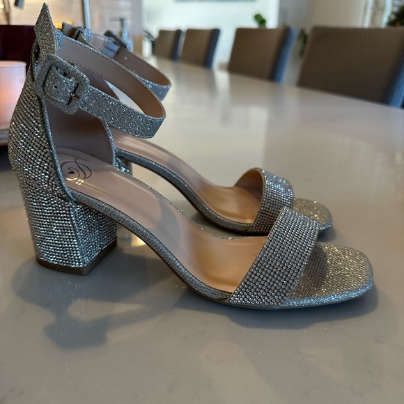 Elegant Silver Block Heel Sandals - Picture 1 of 5